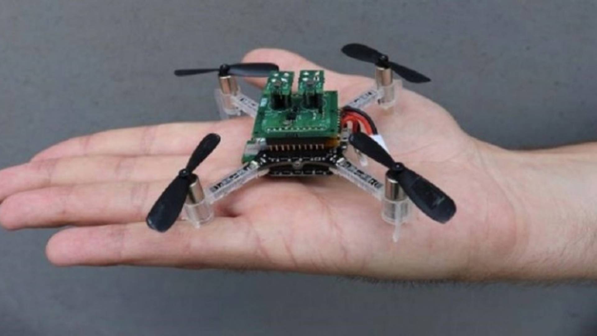 بوسع الدرون التعرف على أكسيد الكربون وغاز الميثان والإيثانول والأسيتون والبنزين ومكان التسريب