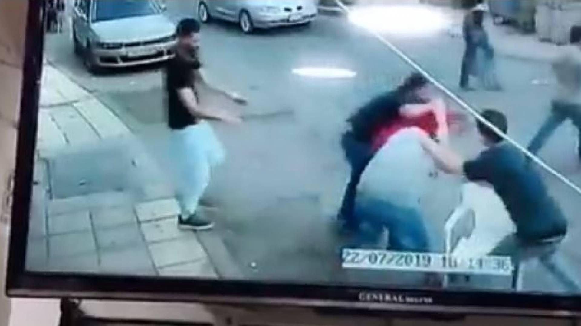 صورة من فيديو المشاجرة