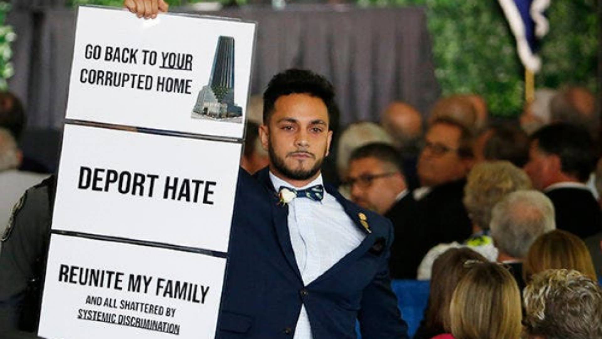 عاش هو ووالده في الأردن