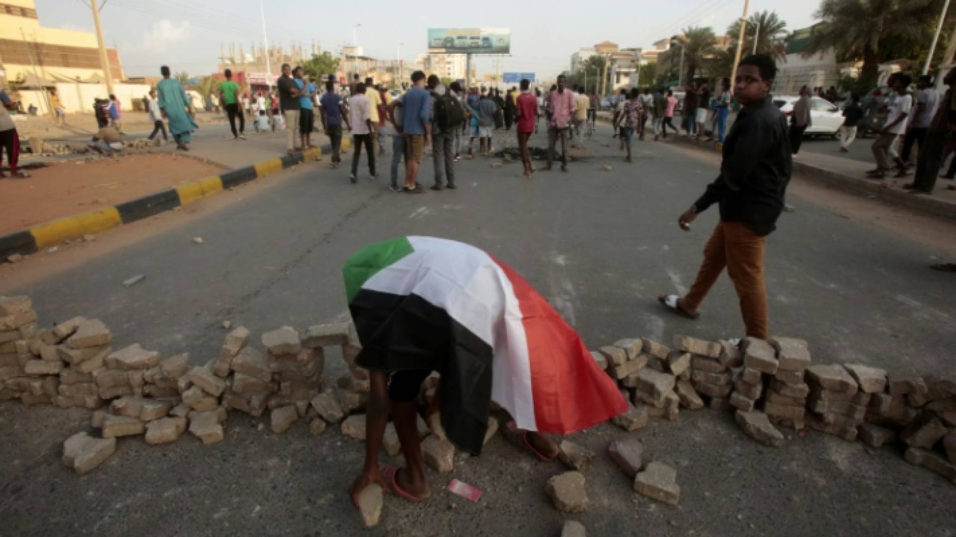 من مظاهرات السودان - أ ف ب