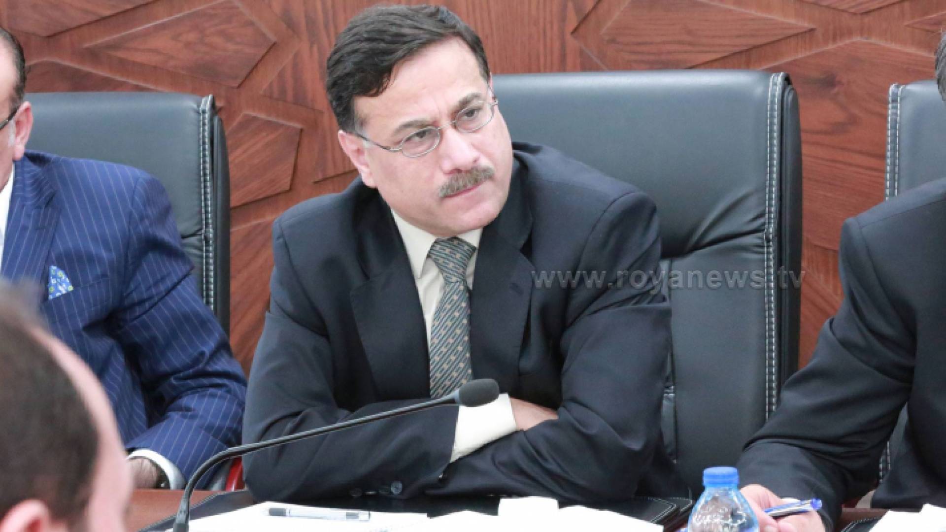 وزير المالية عز الدين كناكرية