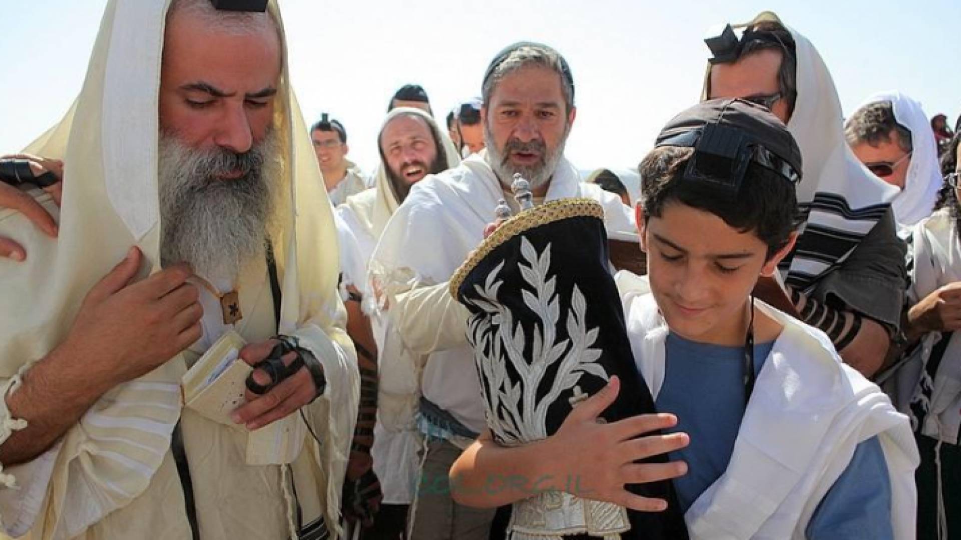 طقوس تلمودية لحاخامات يهود جنوب الأردن