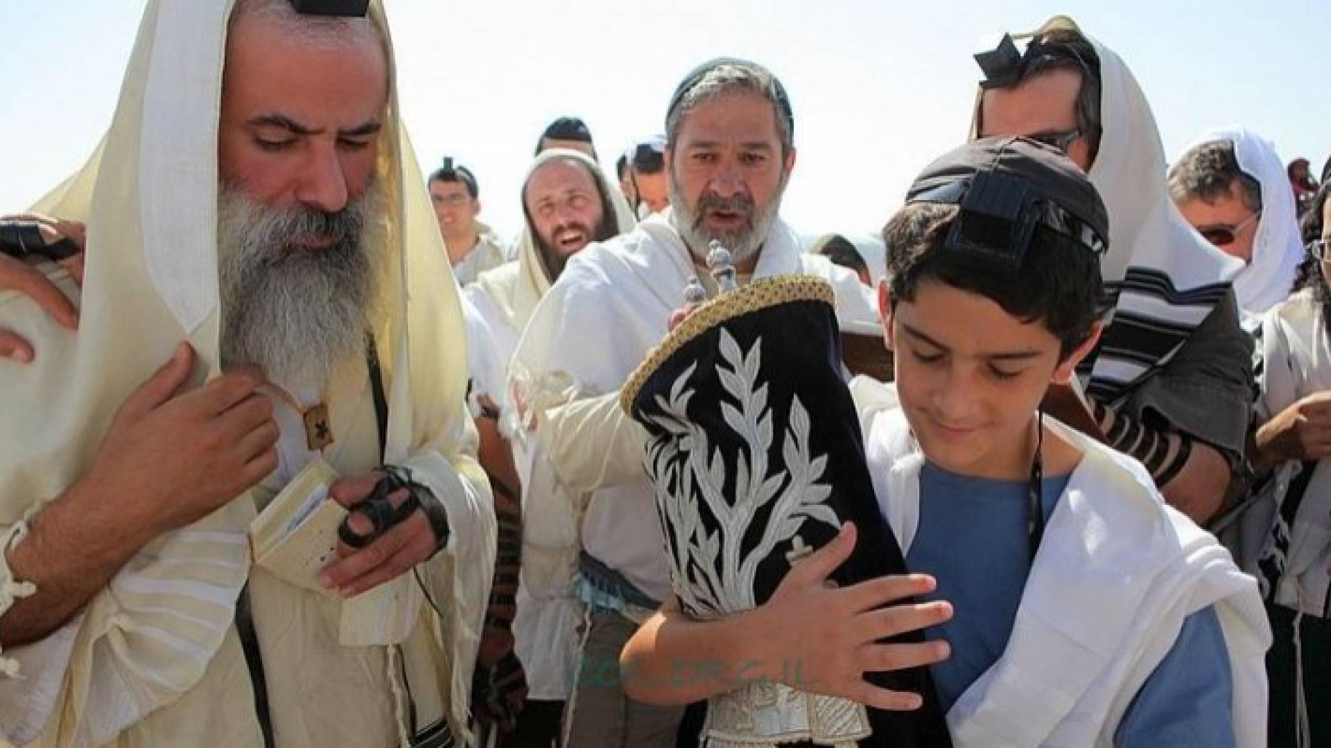 طقوس تلمودية لحاخامات يهود جنوب الأردن