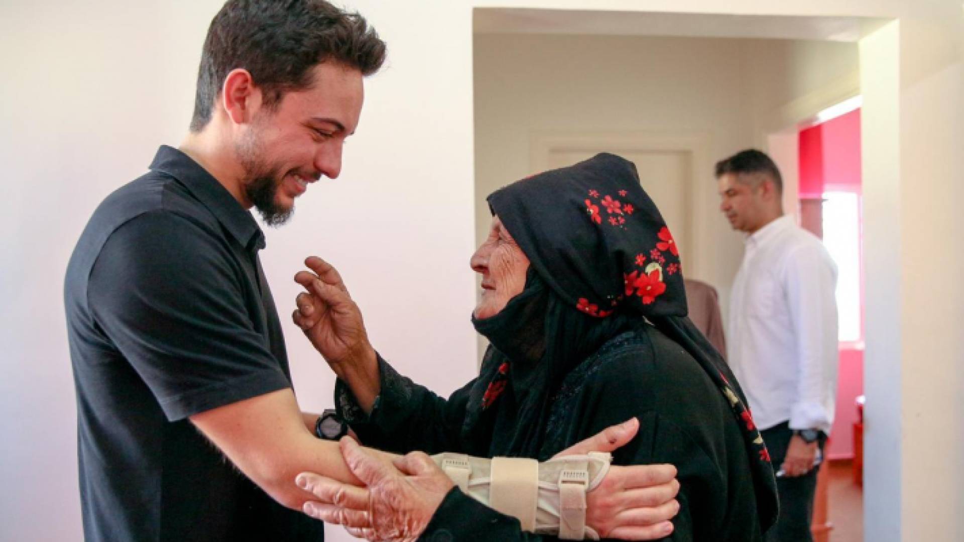 من زيارة ولي العهد