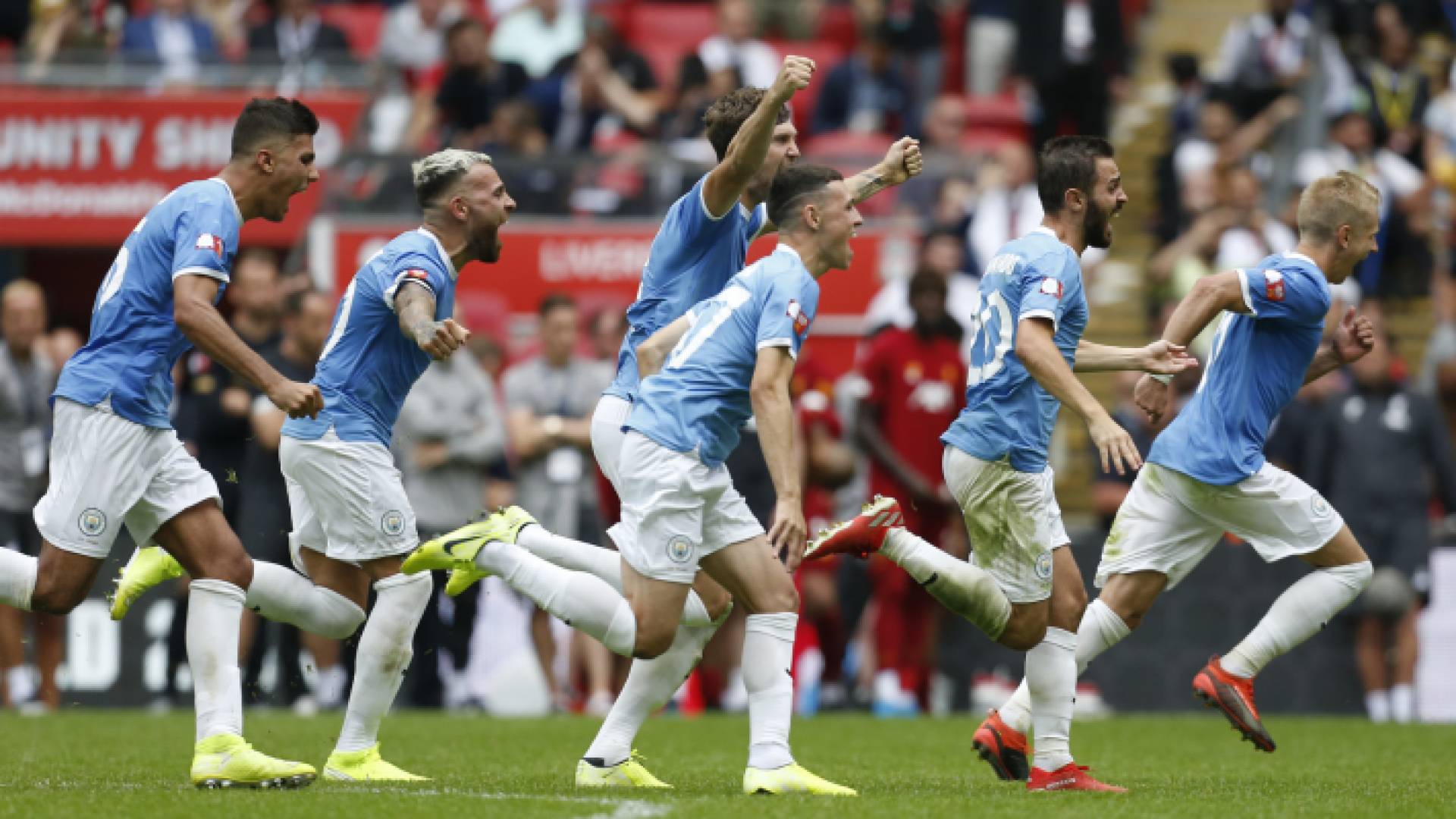 مانشستر سيتي يتوج بلقب الدرع الخيرية على حساب ليفربول