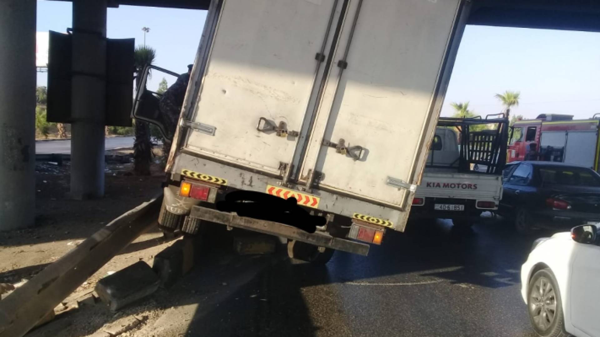 من موقع الحادث