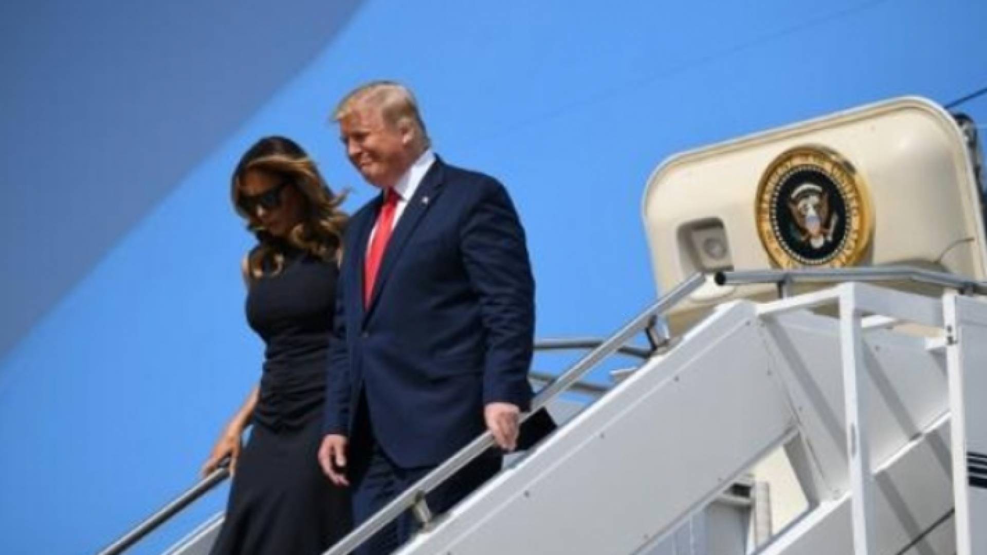 الرئيس الأميركي دونالد ترمب وزوجته