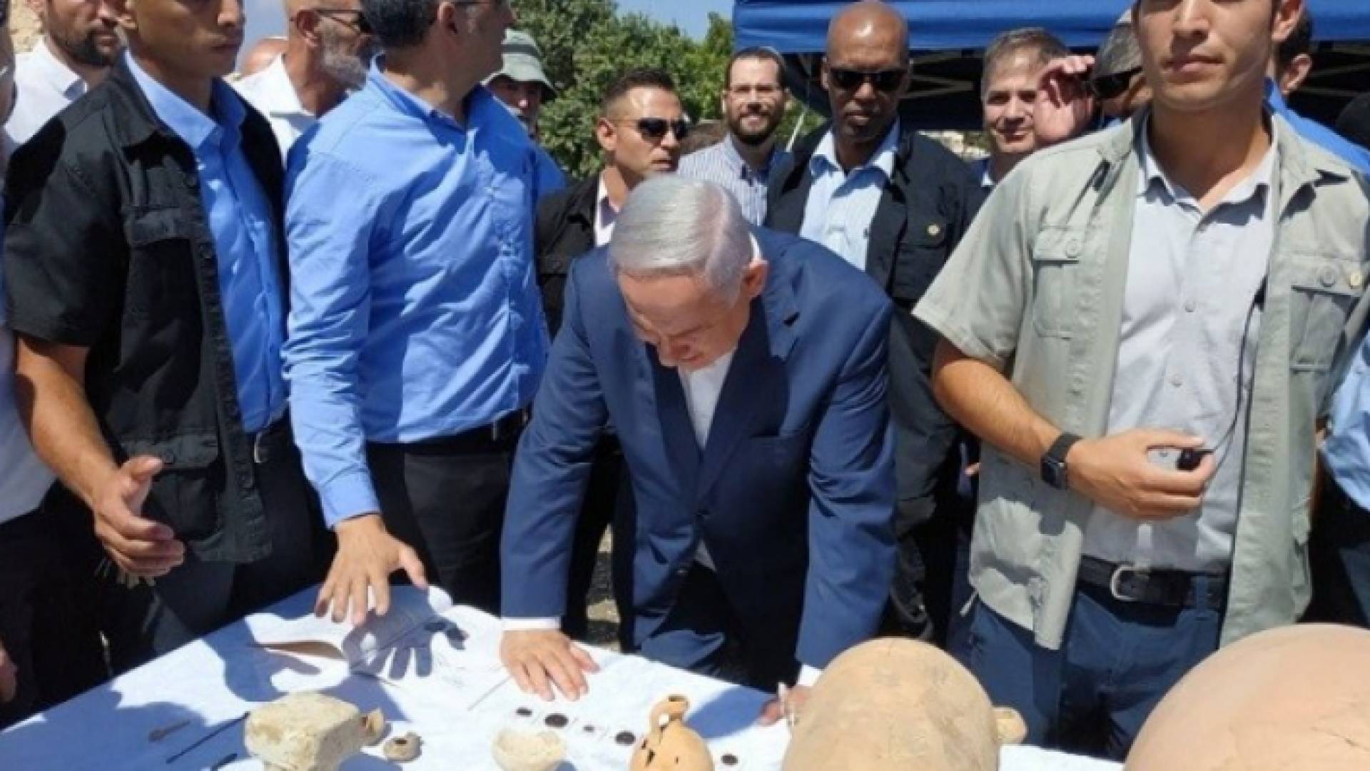 نتنياهو يضع حجر الأساس لـ 650 وحدة استيطانية