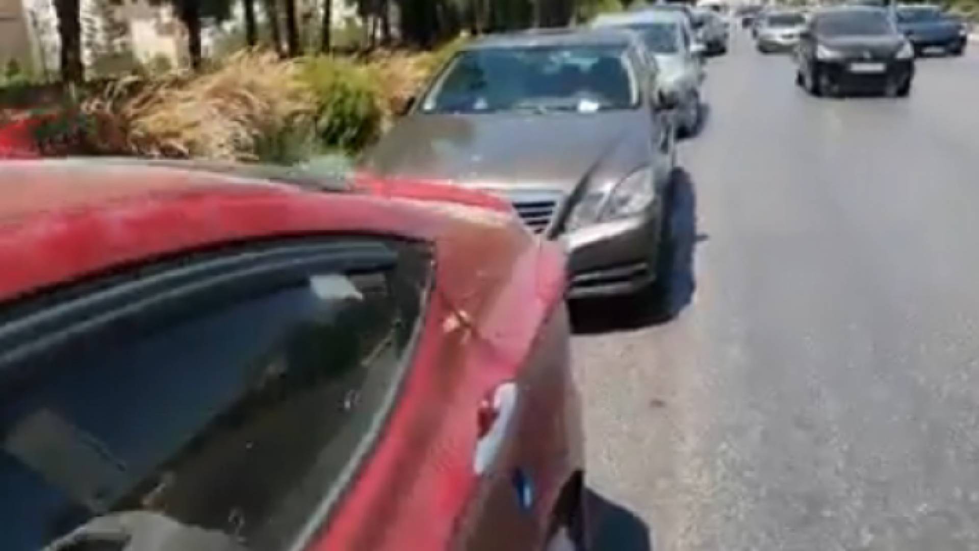 مخالفات سير جماعية لمصلين على طريق المطار