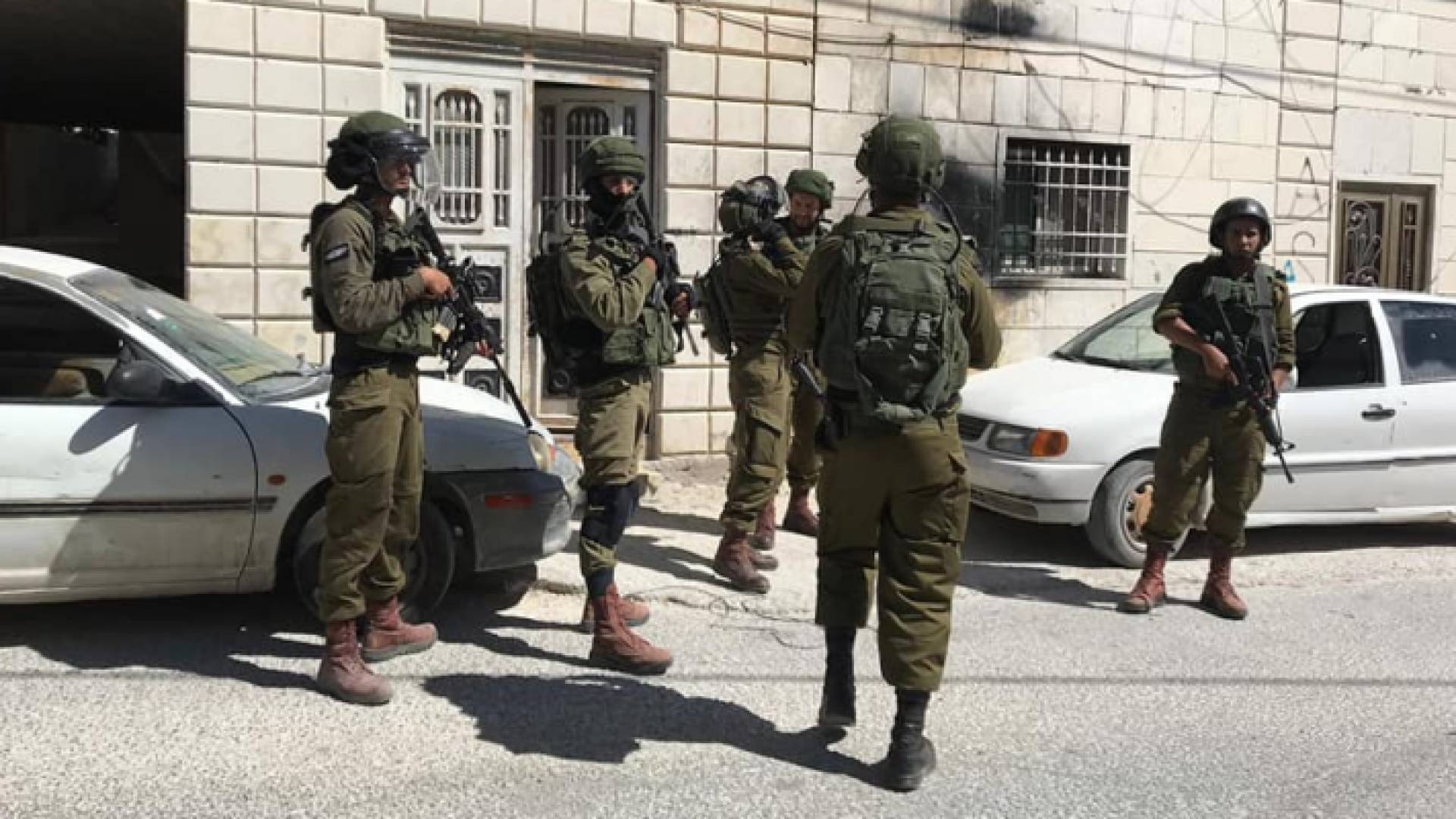 جيش الاحتلال يواصل اقتحام القرى والبلدات الفلسطينية