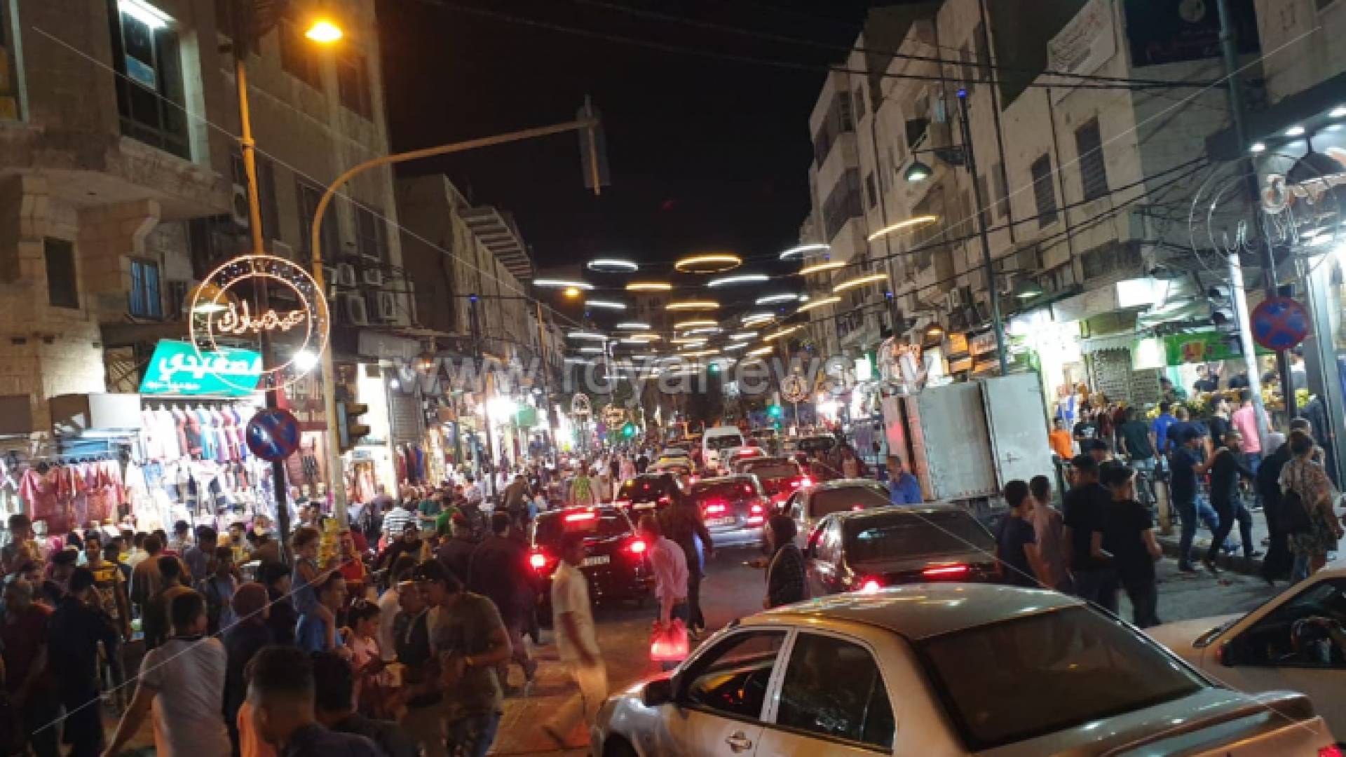 تشهد العاصمة اكتظاظ وازدحامات مرورية