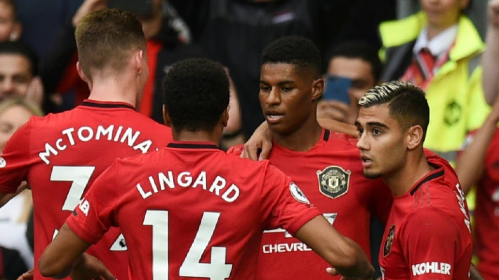 لاعبو مانشستر يونايتد