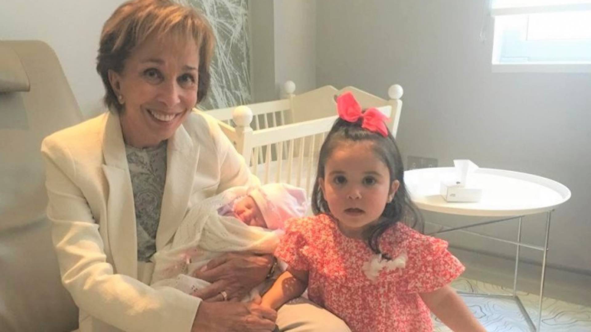 الأميرة بسمة بنت طلال ترزق بحفيدة أسموها هيا