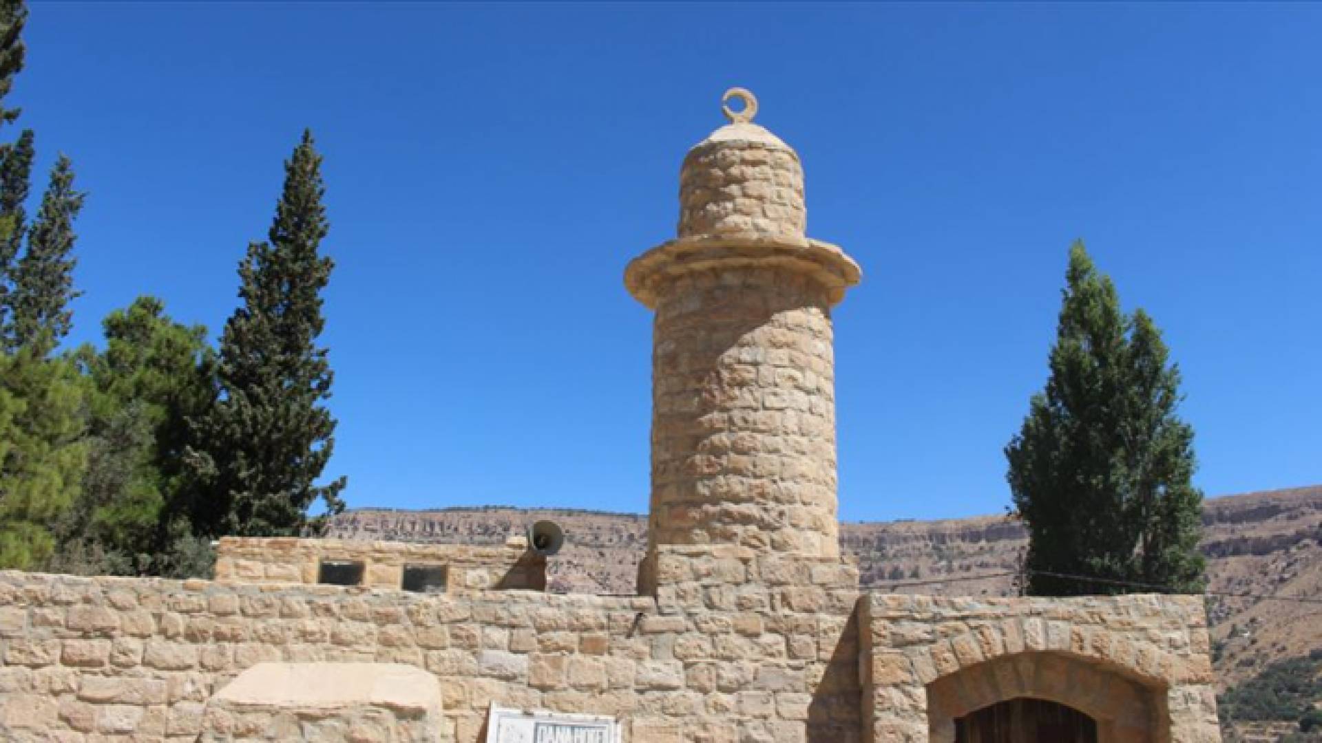 المسجد بني في عهد السلطان عبد الحميد - الأناضول