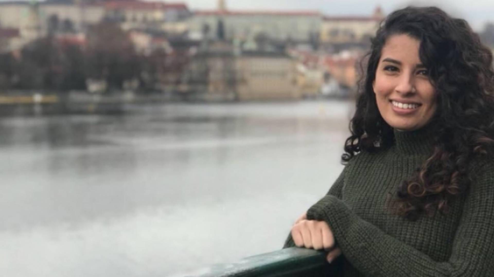 الشابة المرحومة