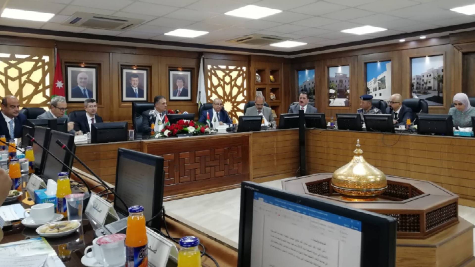 جانب من المؤتمر الصحفي