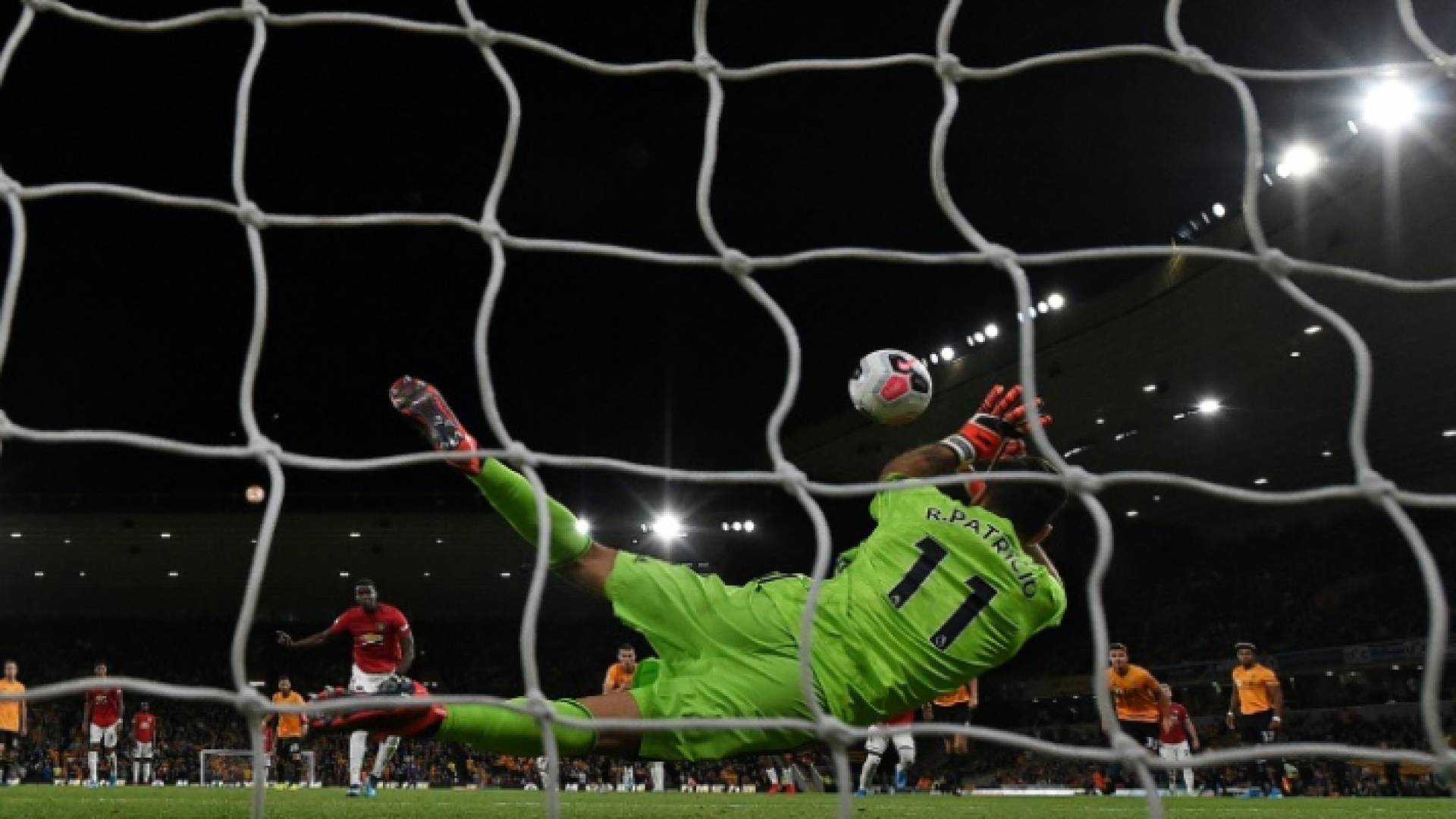 بوغبا يهدر ركلة الجزاء