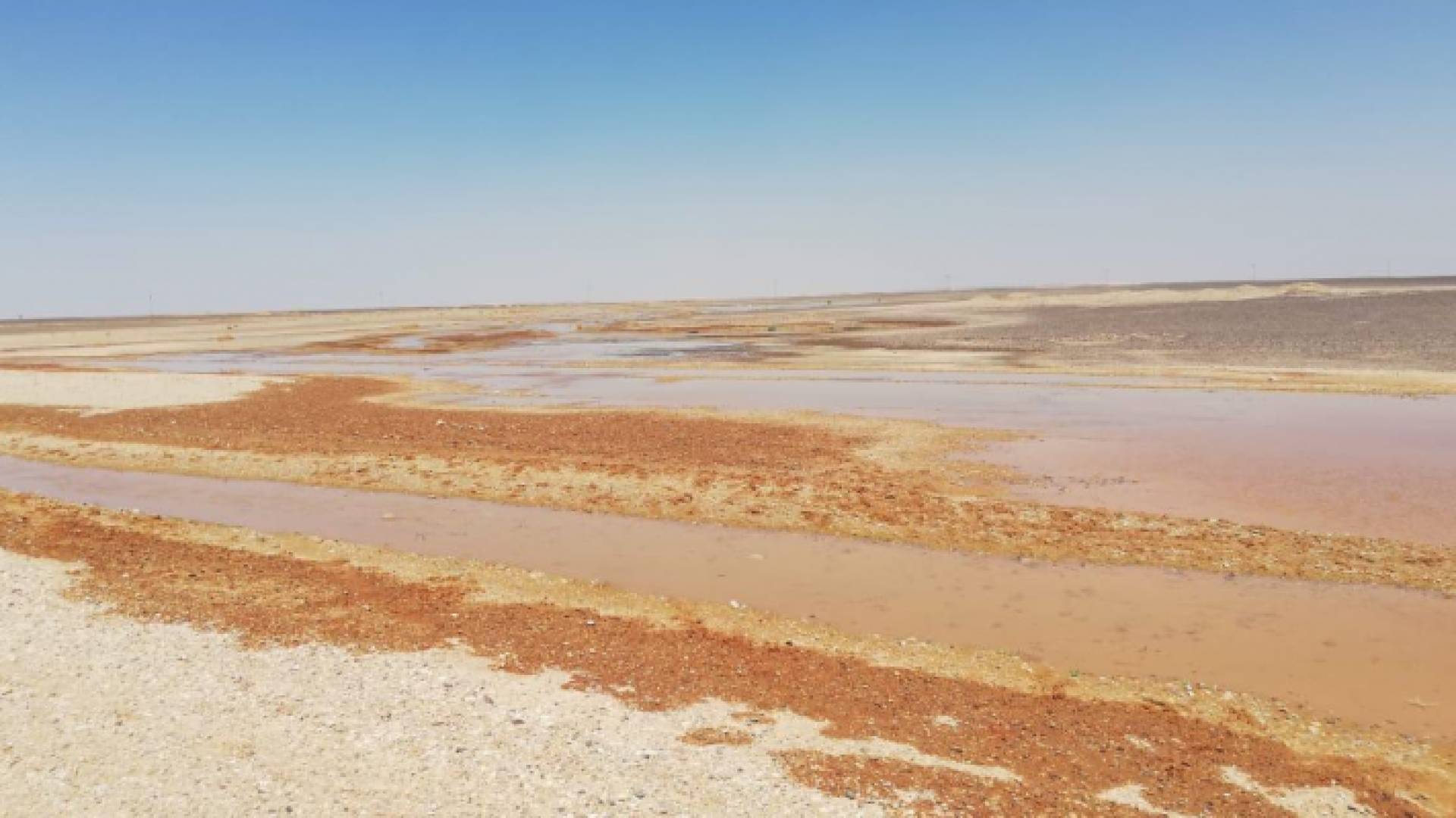 صورة من موقع الاعتداء على خط مياه الديسي