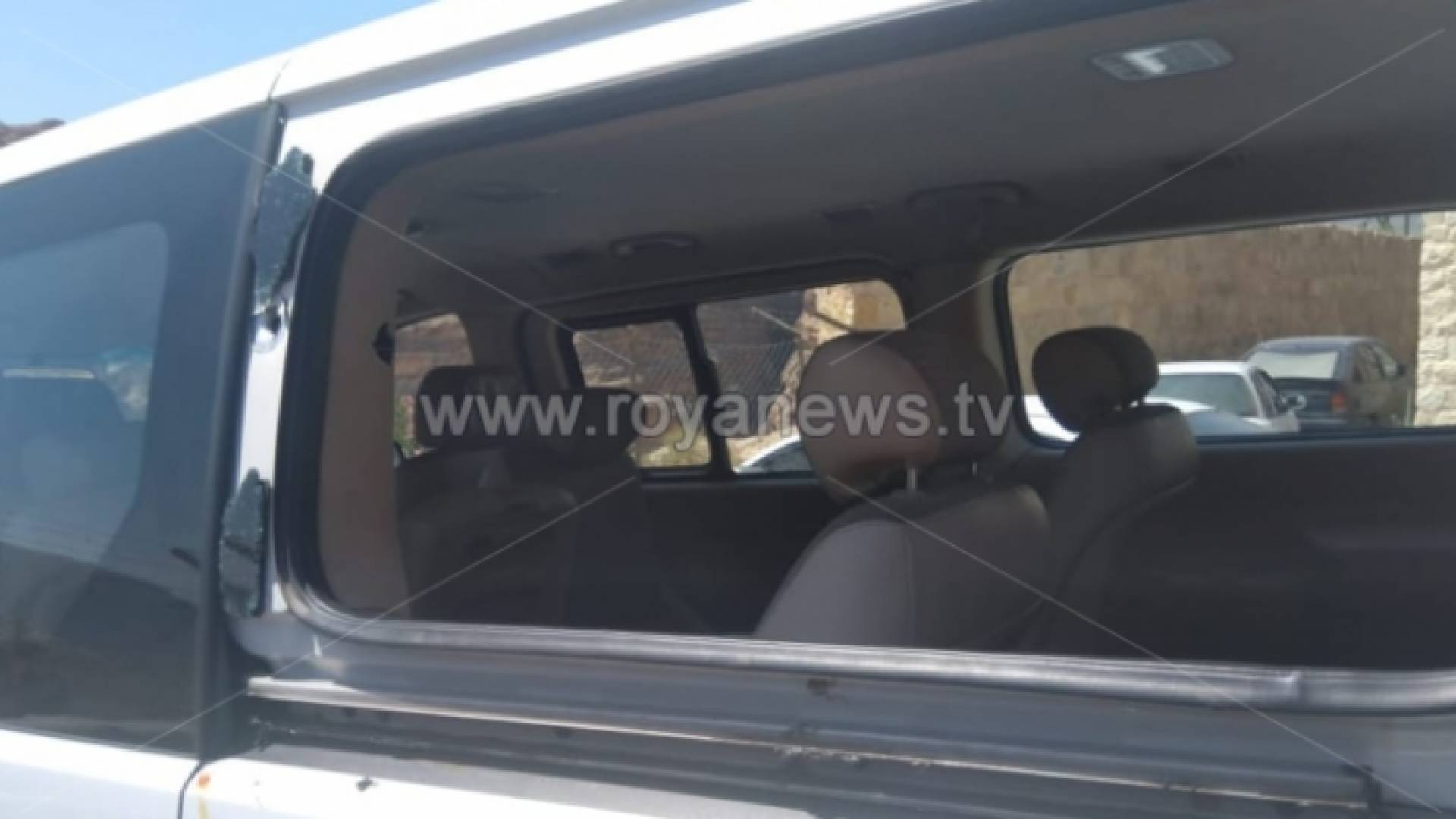 صورة للباص المعتدى عليه