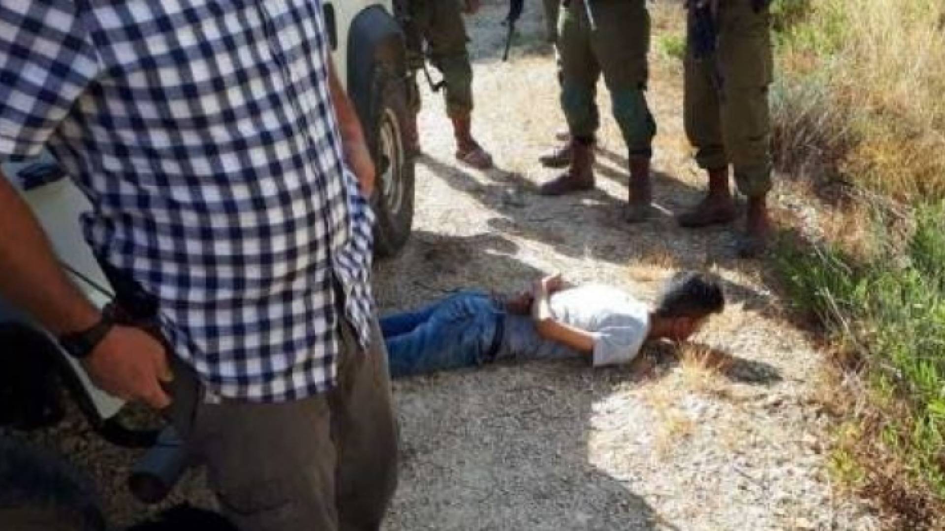 اعتقال فلسطيني بحوزته سكين في رام الله