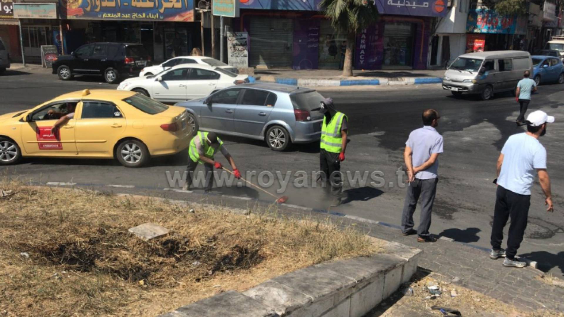 من أعمال الصيانة في مدينة الرمثا