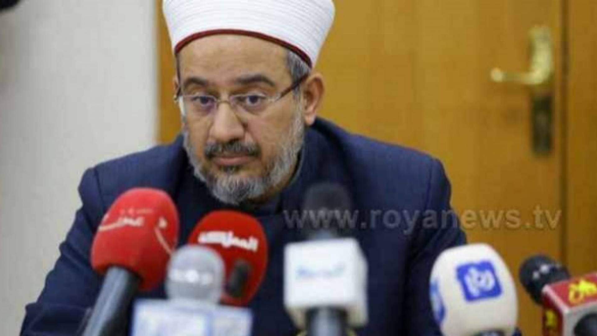 وزير الأوقاف والشؤون والمقدسات الإسلامية الدكتور عبدالناصر أبو البصل