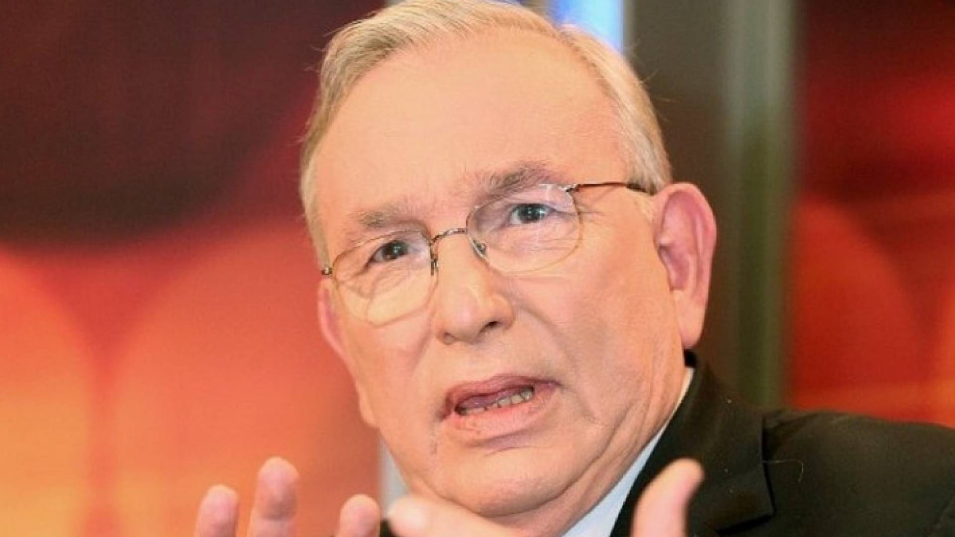 الإعلامي الصهويني يارون لندن