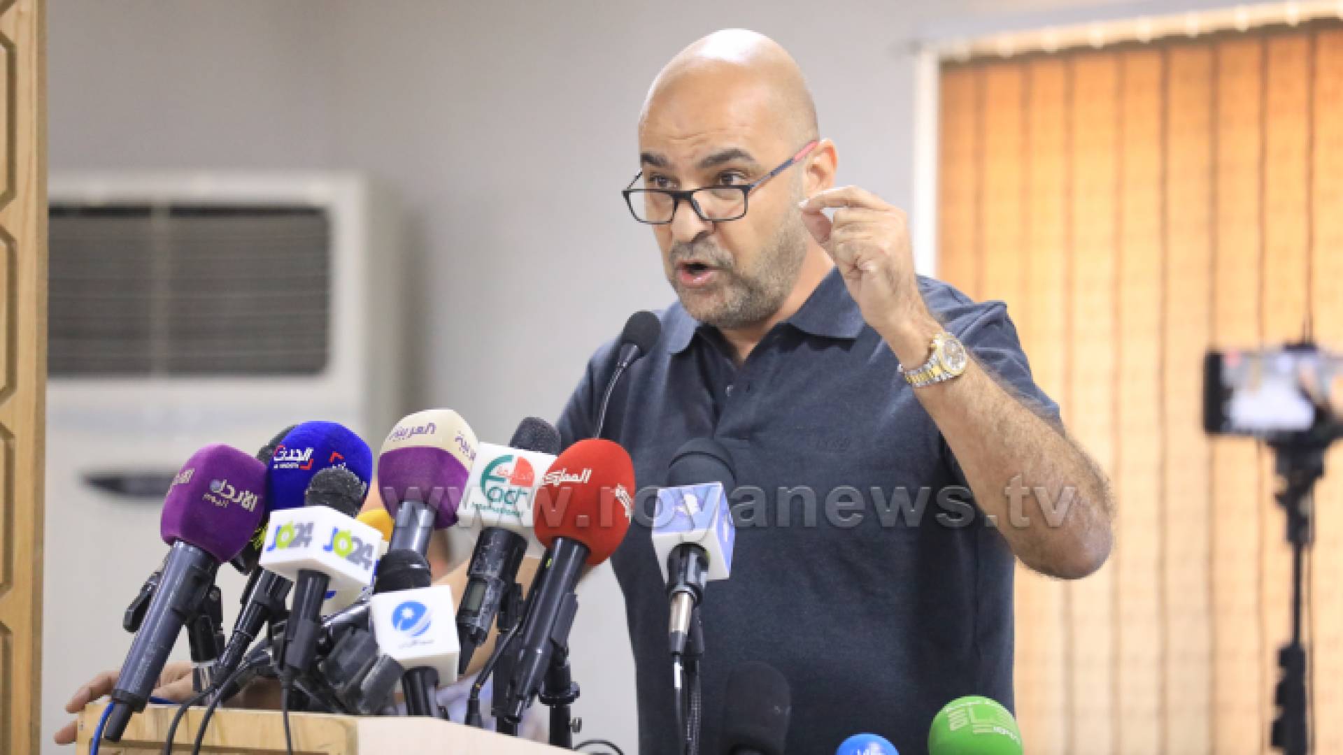 النائب طارق خوري