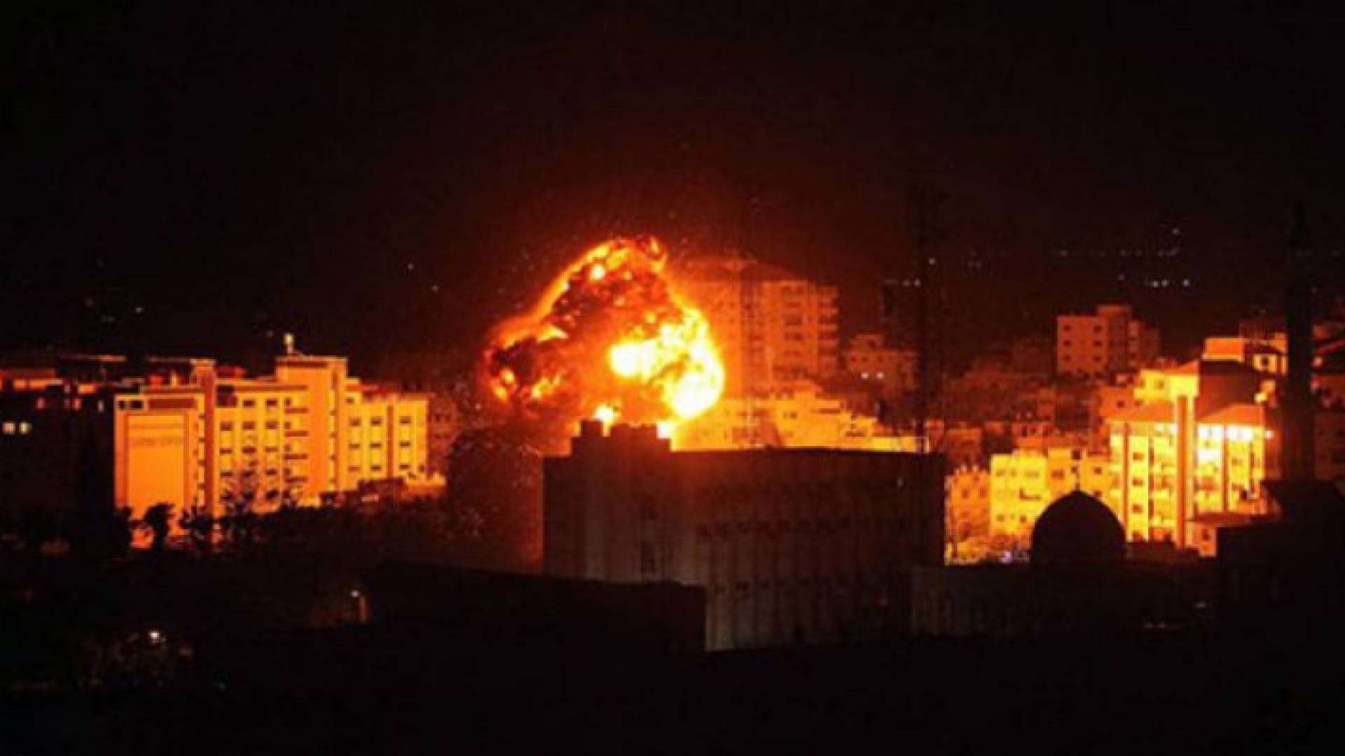 قصف غزة - ارشيفية