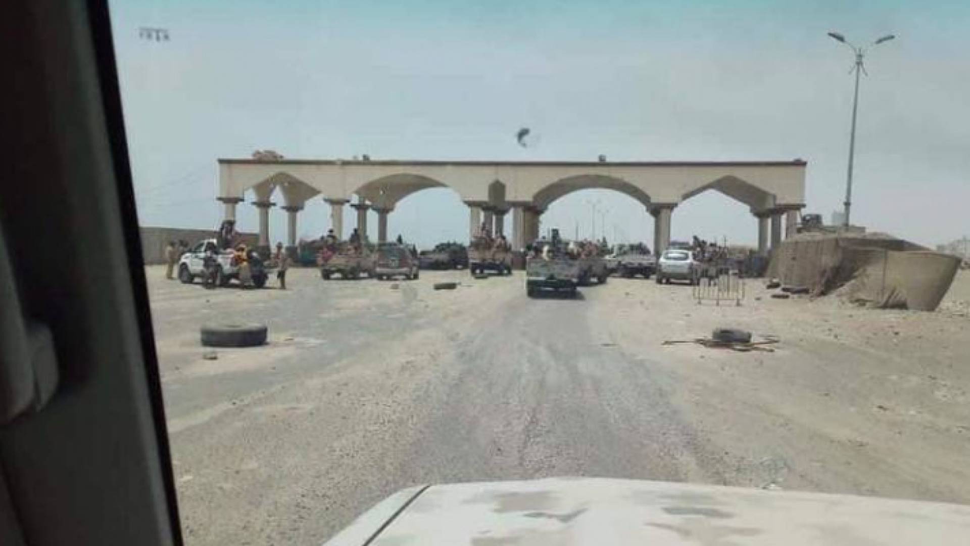 الجيش اليمني يسيطر على عدن