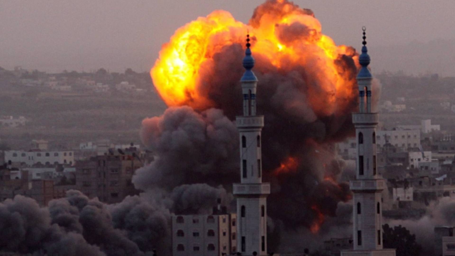 قصف سابق لمدينة غزة من قبل الاحتلال - ارشيفية