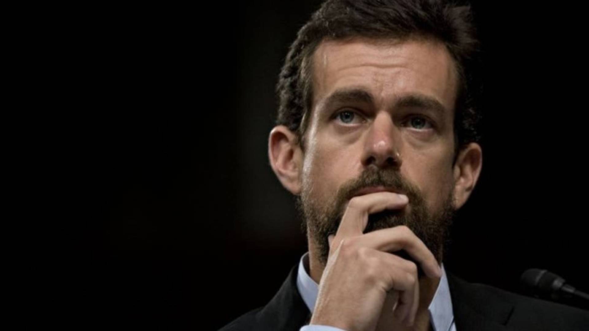 هبط سعر سهم "تويتر" بعد اكتشاف قرصنة الحساب