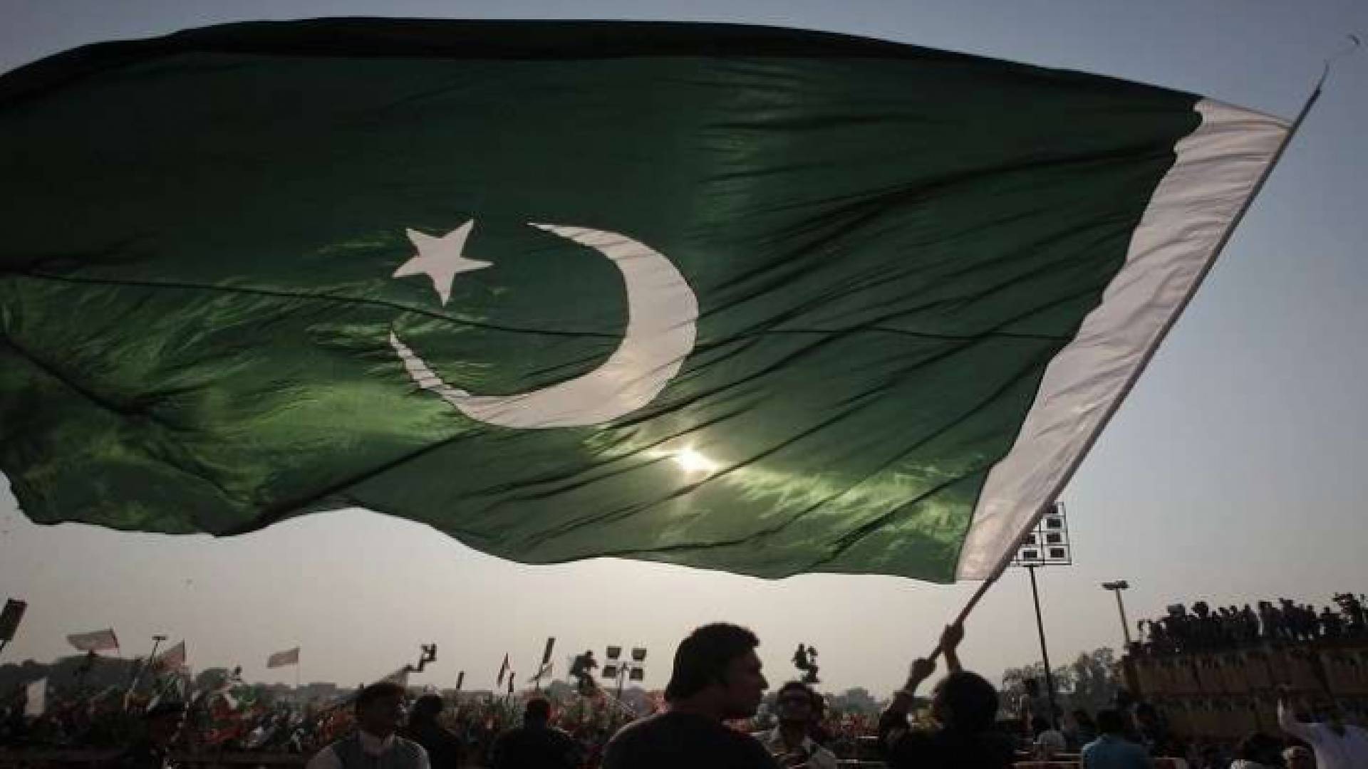 هذه ليست أول مرة يتم انذار مقر رئاسة الوزراء