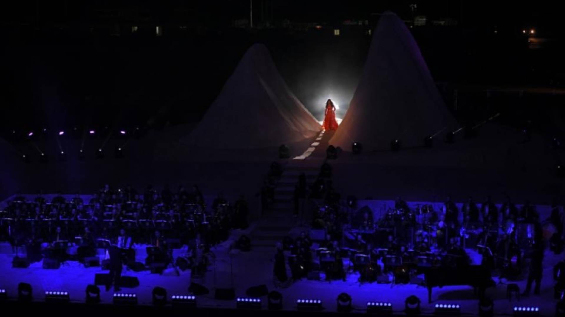 من حفل أحلام الأخير