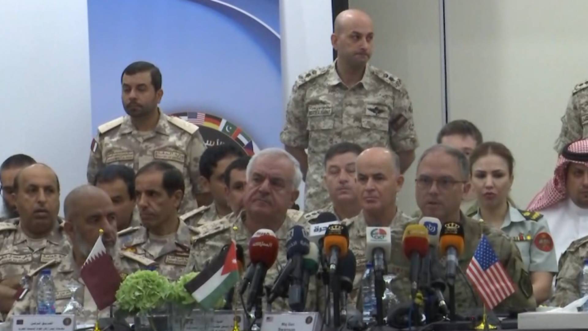 اجتماع كبار القادة العسكريين المشاركين في مناورات الأسد المتأهب