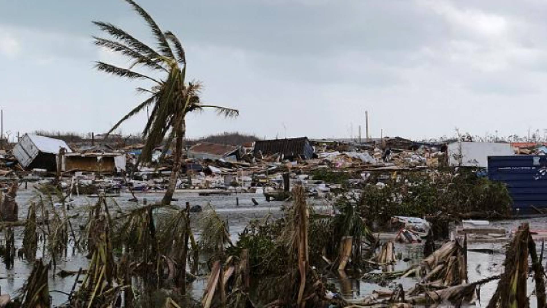 الإعصار دوريان
