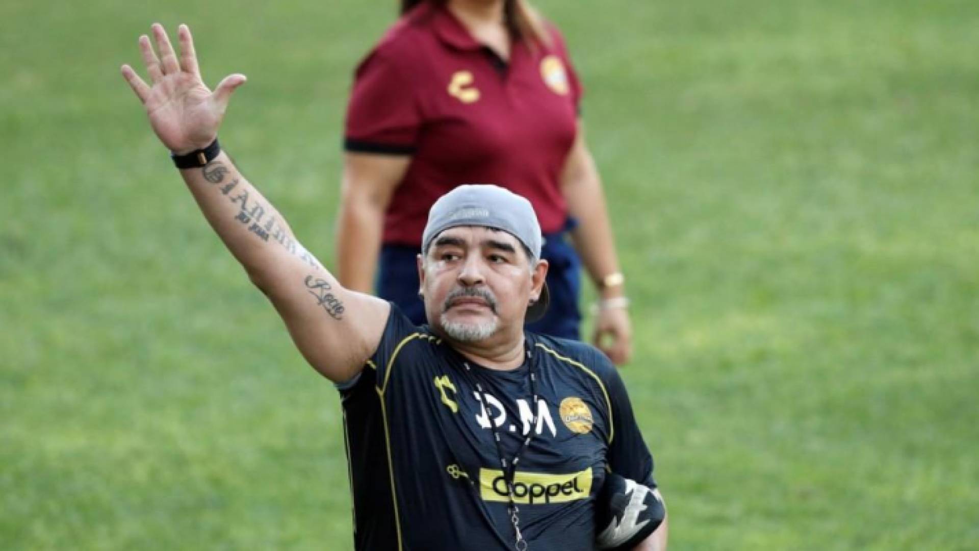 سيخوض مارادونا ثالث تجربة تدريب له في بلاده