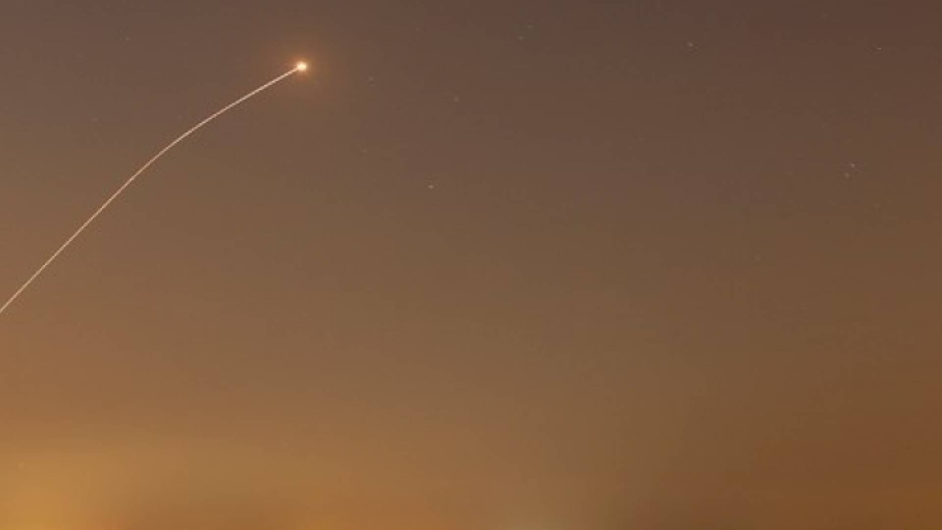 اطلاق صاروخ - ارشيفية