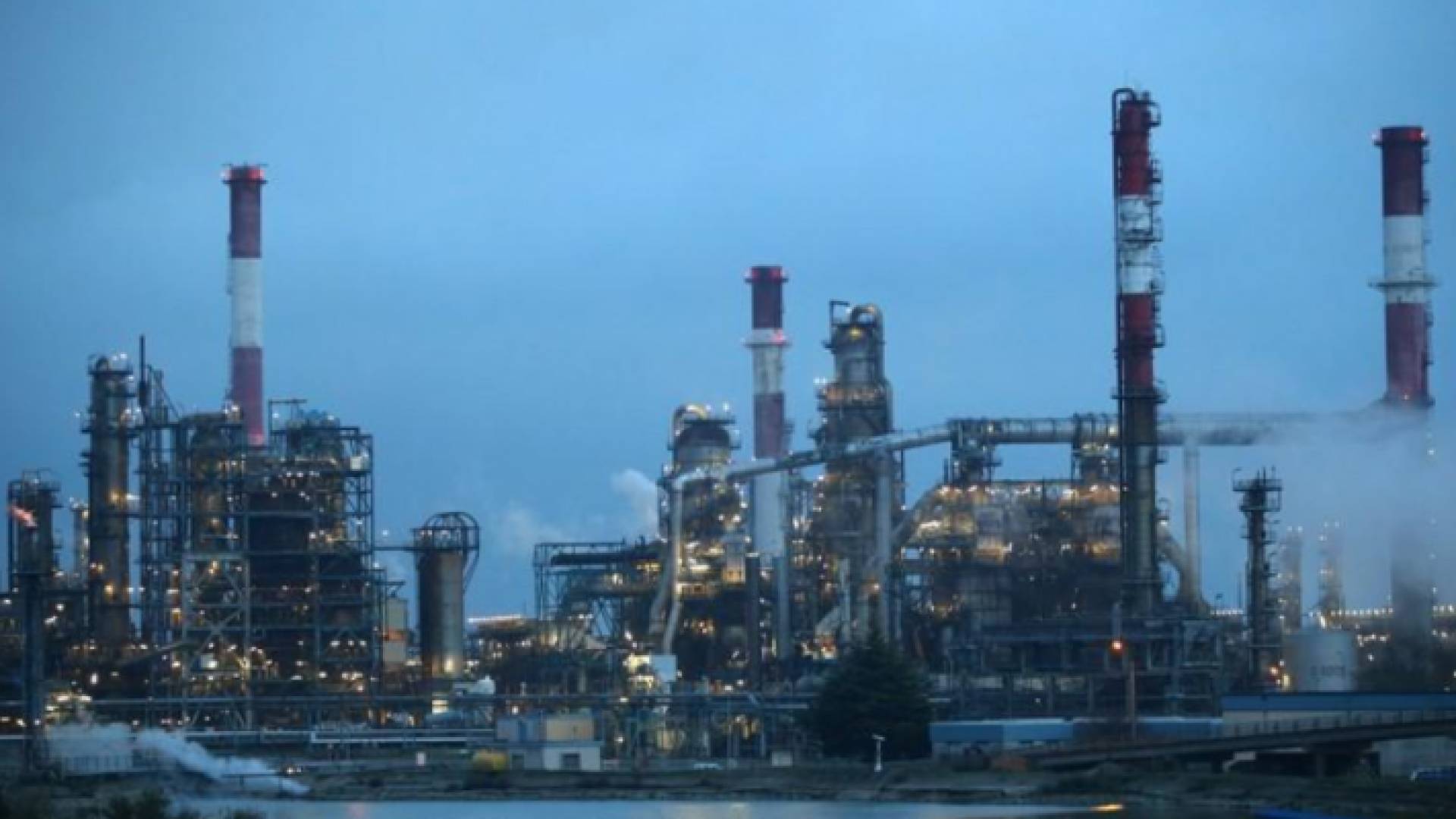 مصفاة نفط تابعة لشركة توتال في فرنسا