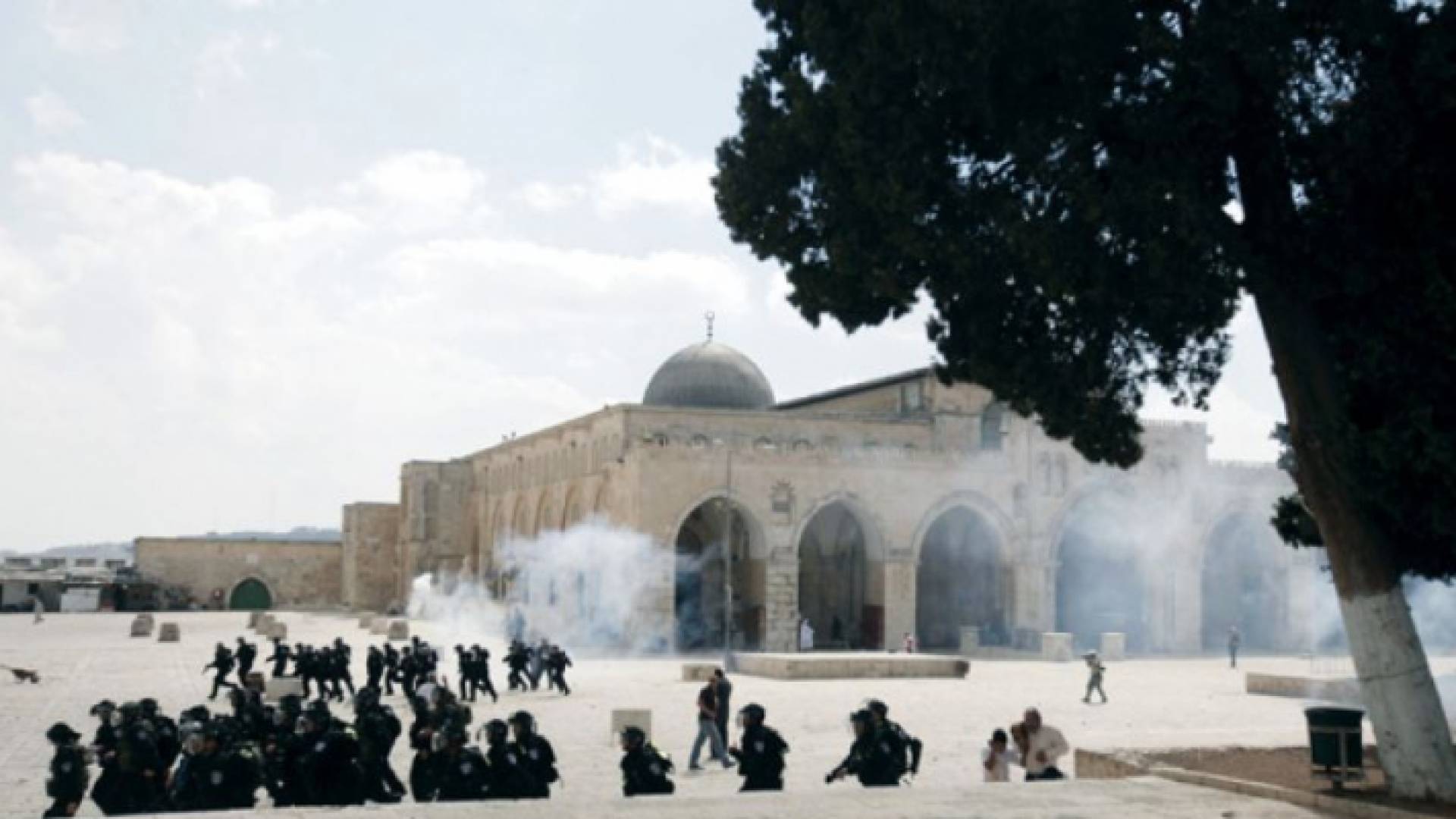 اقتحامات الاحتلال