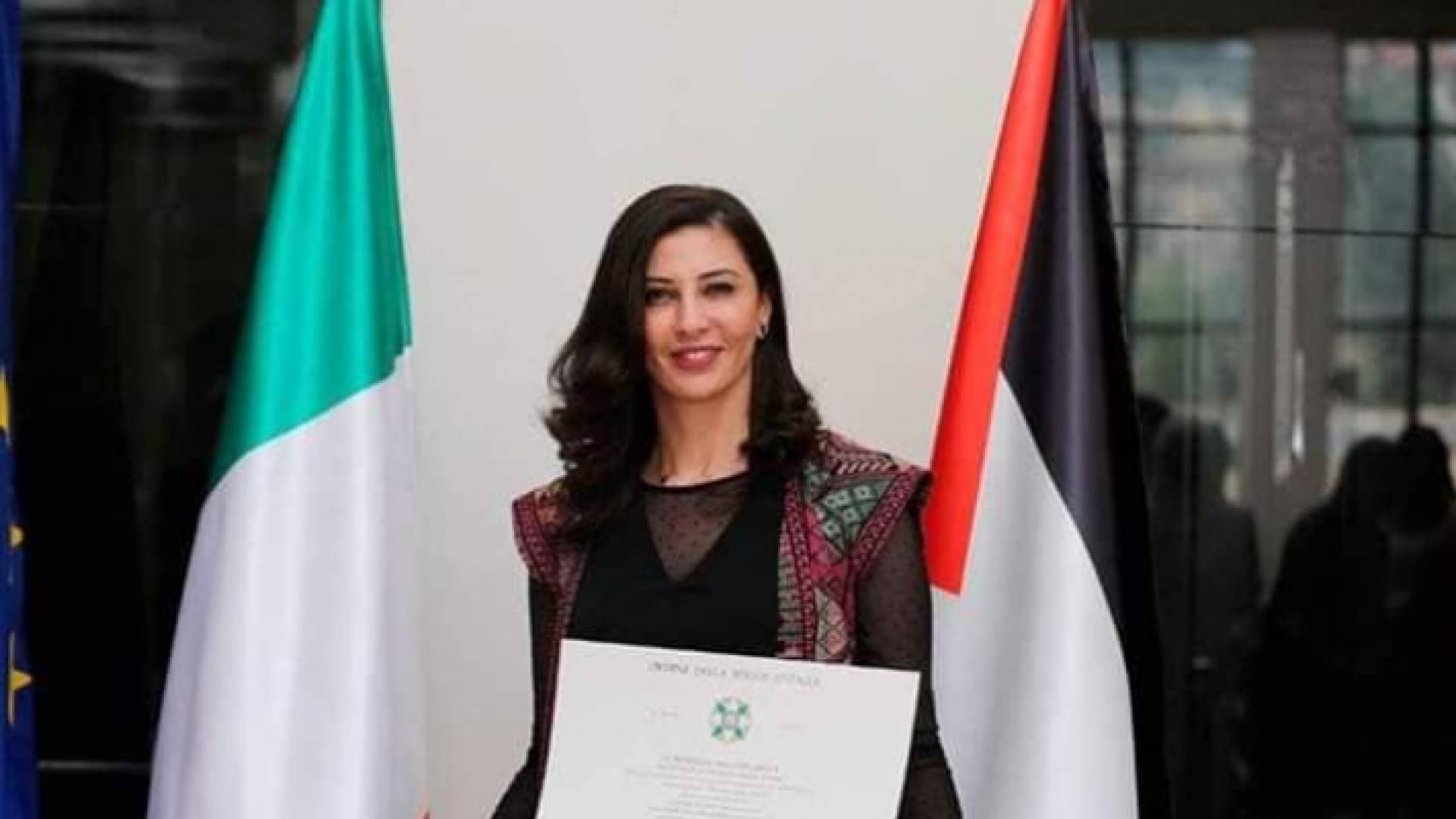 الدكتورة امل عزمي جادو