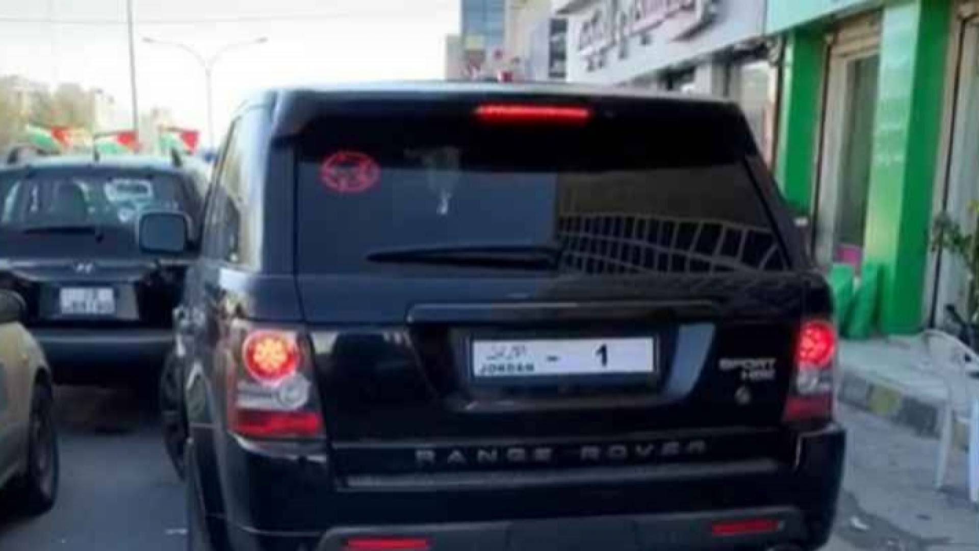 المركبة التي تم ضبطها في محيط الدوار السابع