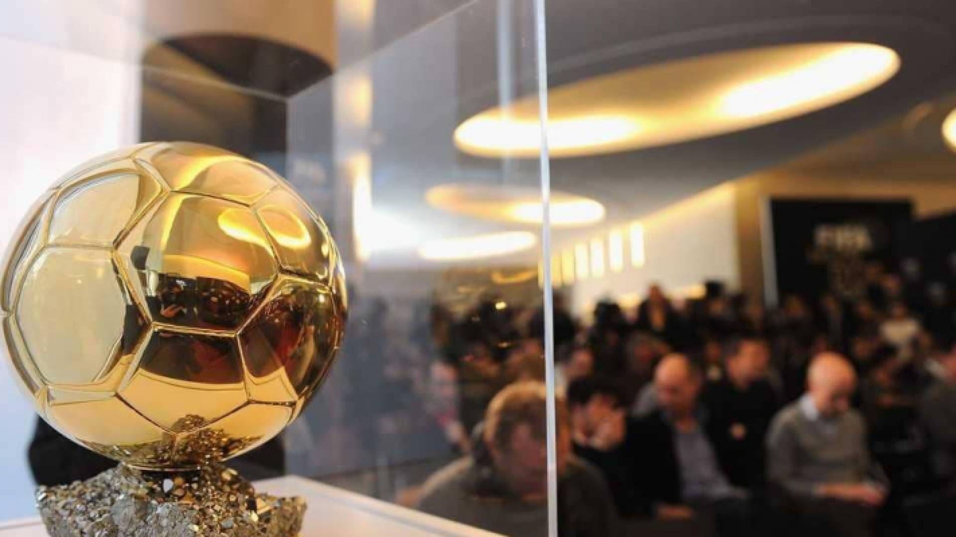 الكرة الذهبية