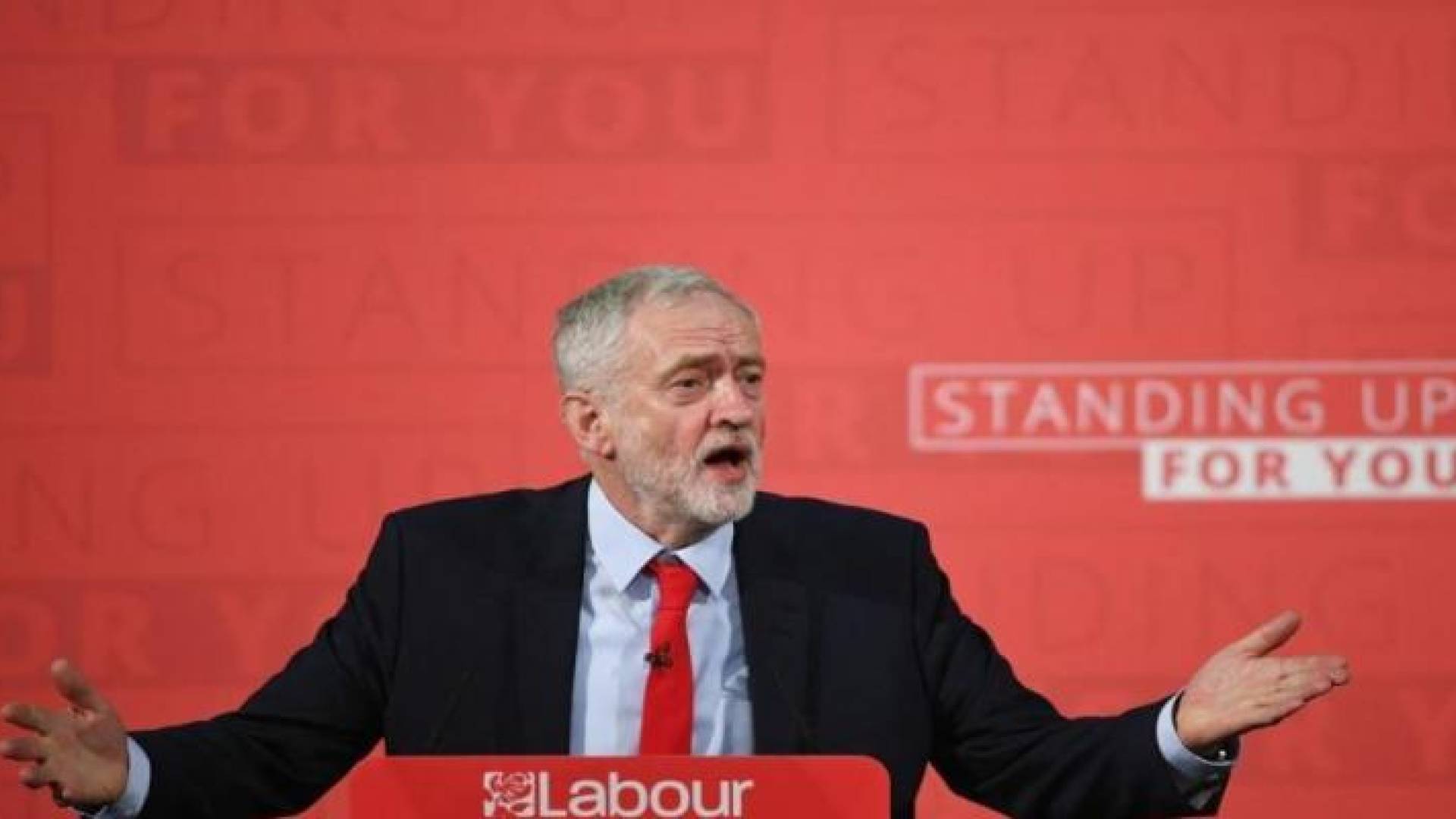 رئيس حزب العمال البريطاني جيريمي كوربن