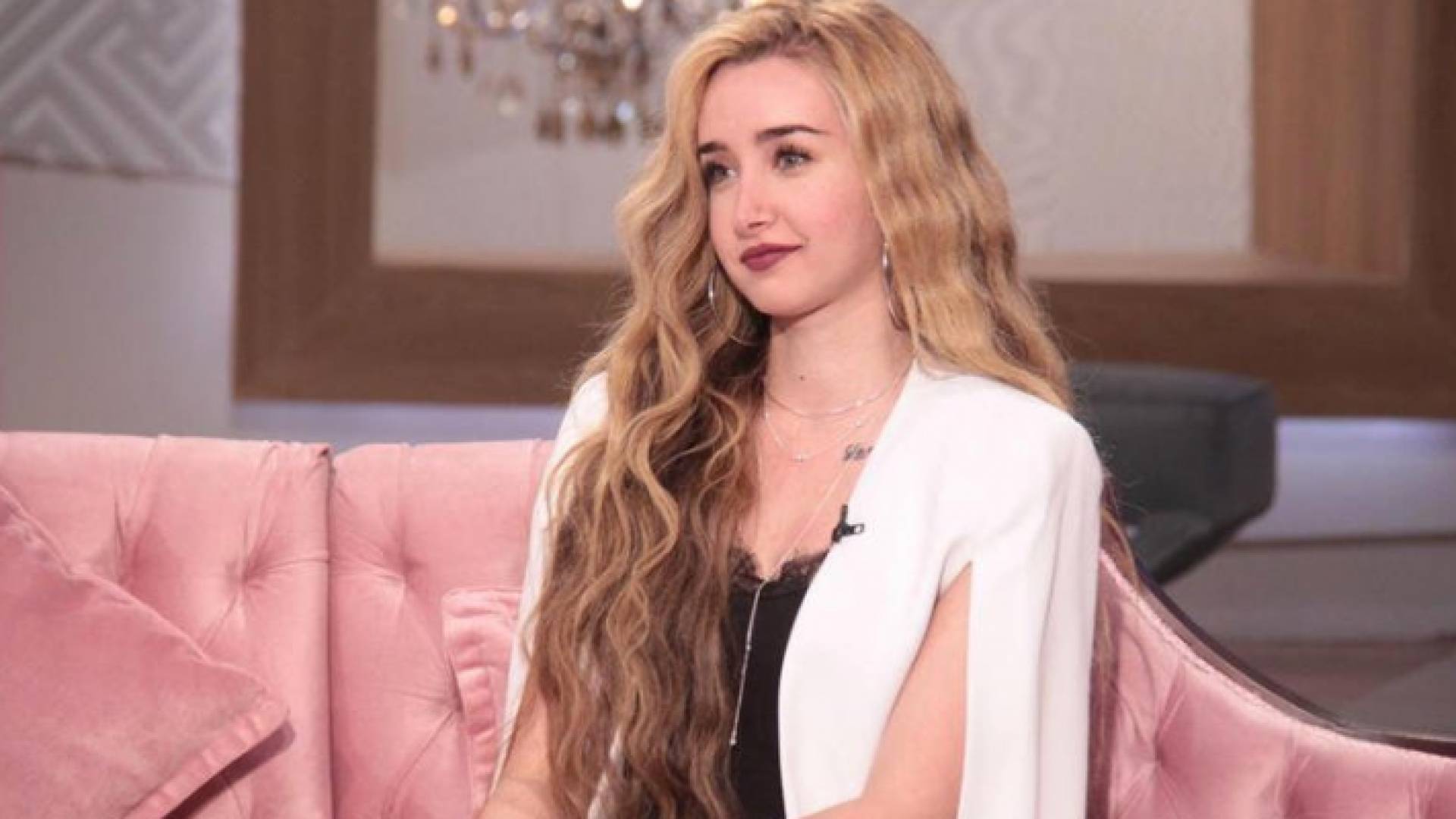 الممثلة المصرية الشابة هنا الزاهد