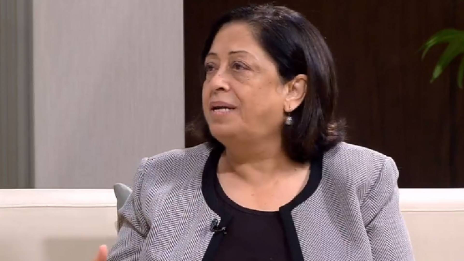 خضر: يجب استثناء النساء تحت سن الـ 26 من مؤشر العزوبية