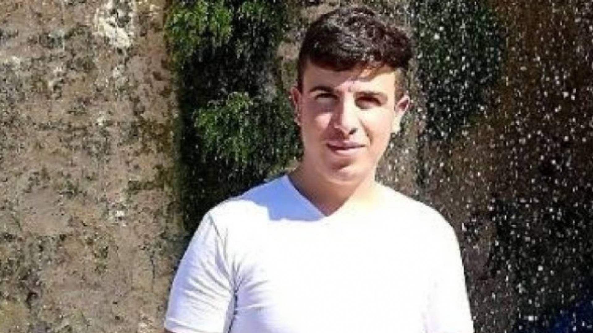 الشاب مصطفى الشلودي