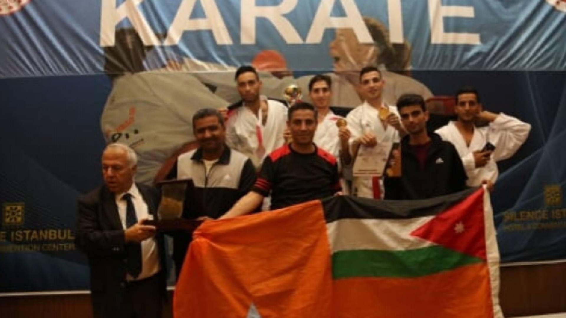 الدفاع المدني يحصد (3) ميداليات