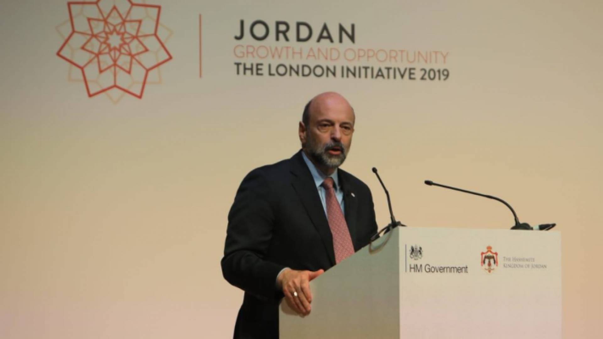 رئيس الوزراء عمر الرزاز