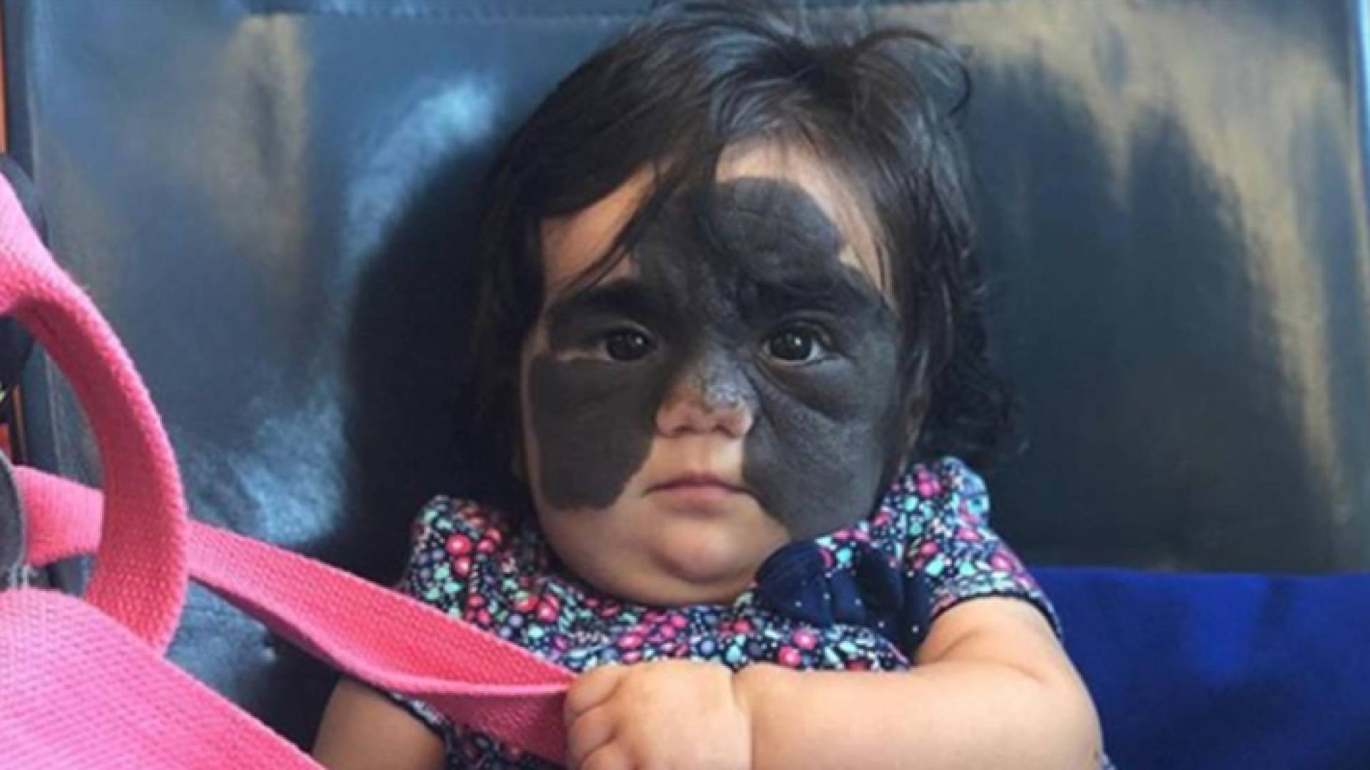 الطفلة لونا